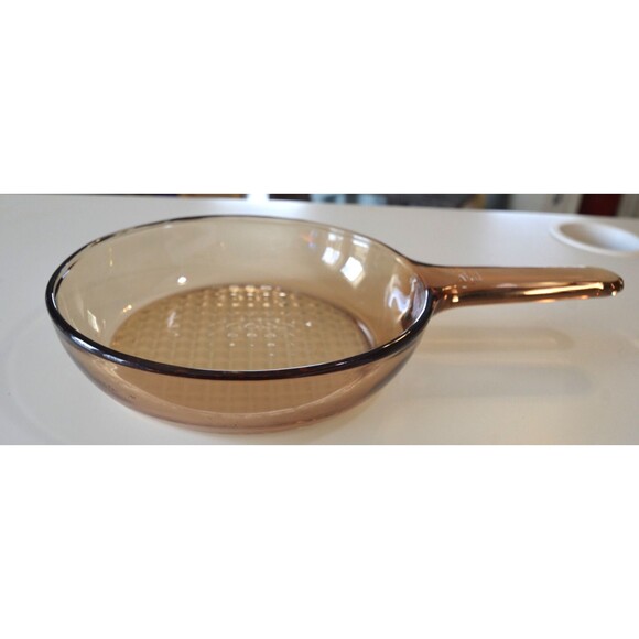 Amber Glass Vision Corning France Visionware 7" Waffle Bottom Skillet Fry Pan - Picture 3 of 7